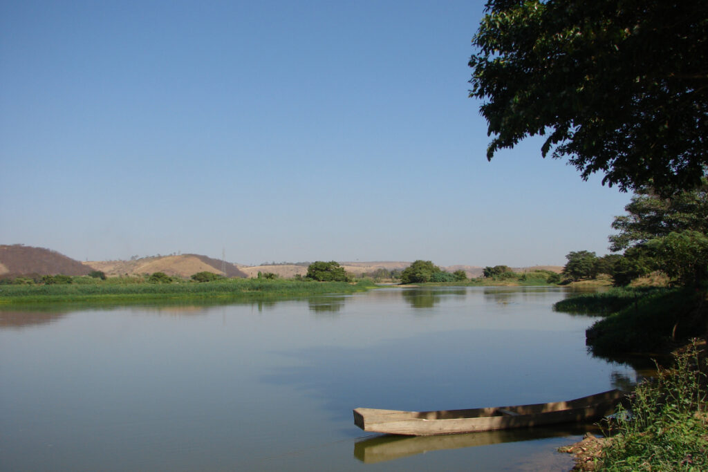 Avaliação para reduzir os sólidos e elevar o desempenho das estações com captação no Rio Doce