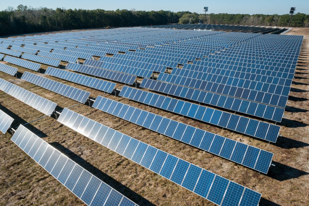 Desenvolvimento do sistema Smart Battery e sua aplicação em sistemas de energia elétrica