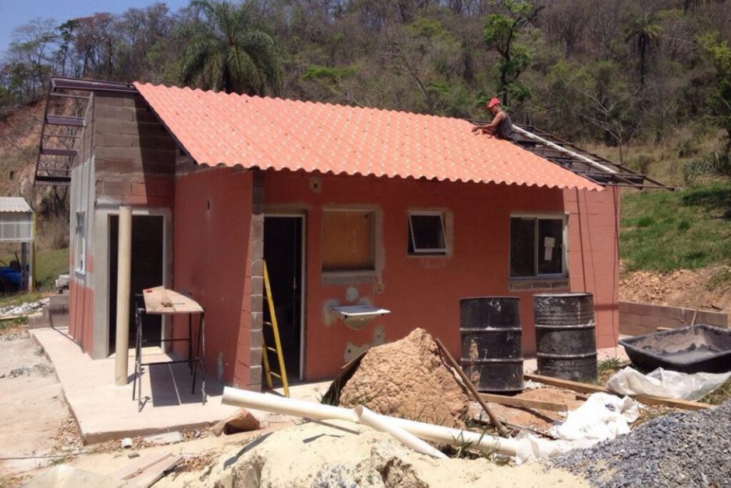 Consultoria e produção de pozolana e agregado artificial